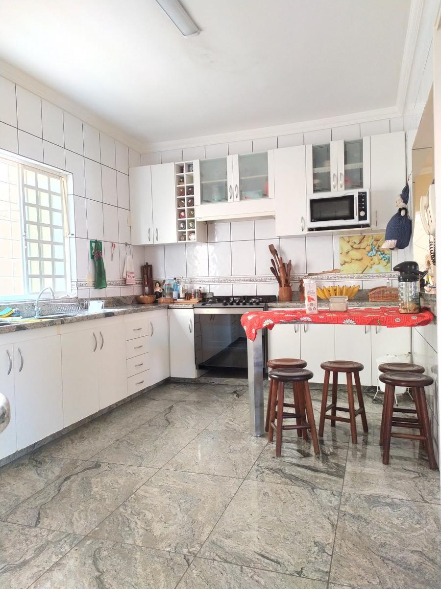 Casa, Sagrada Família, 4 Quartos, 8 Vagas, 4 Suítes