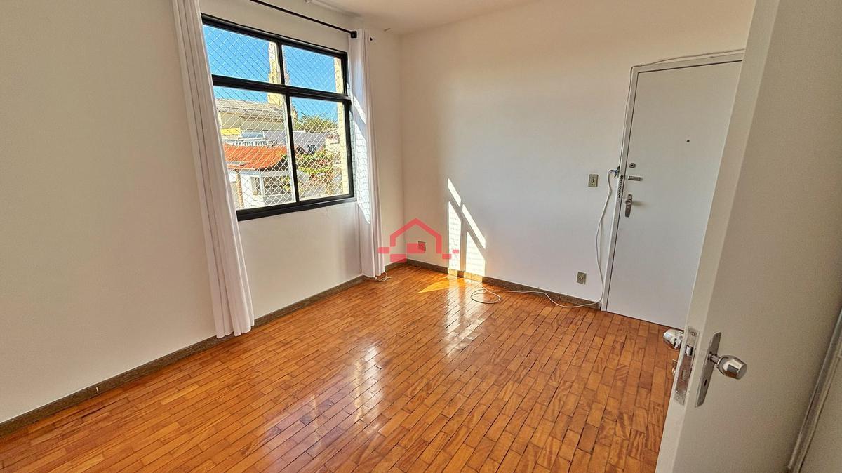 Apartamento, Carlos Prates, 2 Quartos, 1 Vaga
