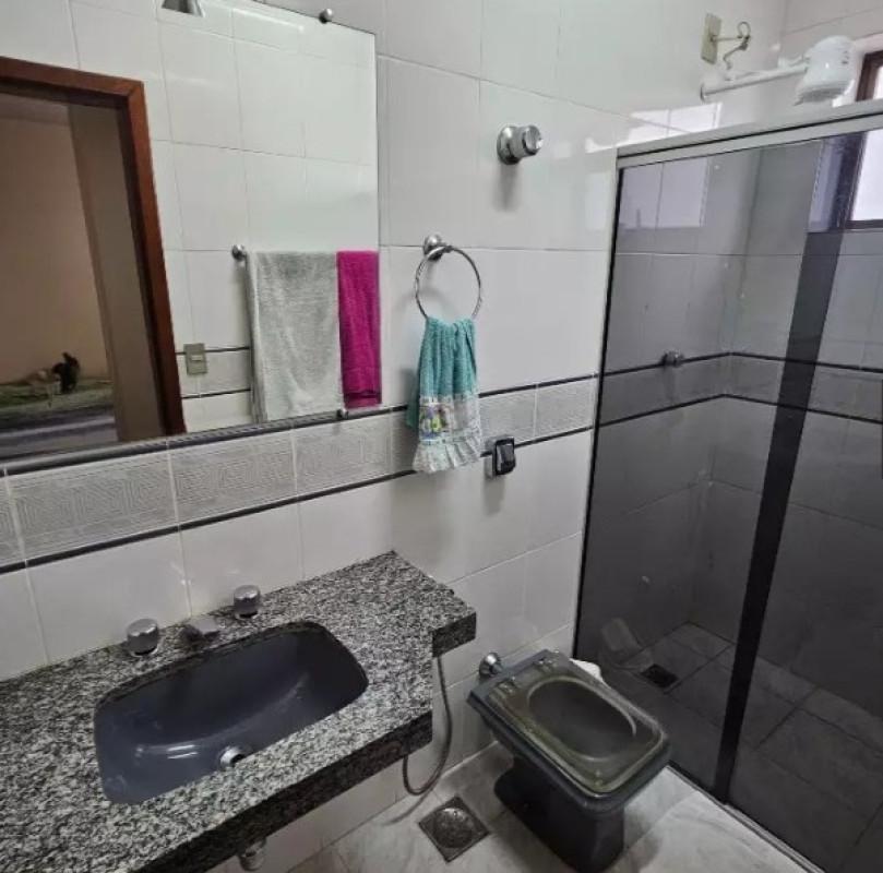 Casa, Castelo, 4 Quartos, 3 Vagas, 2 Suítes