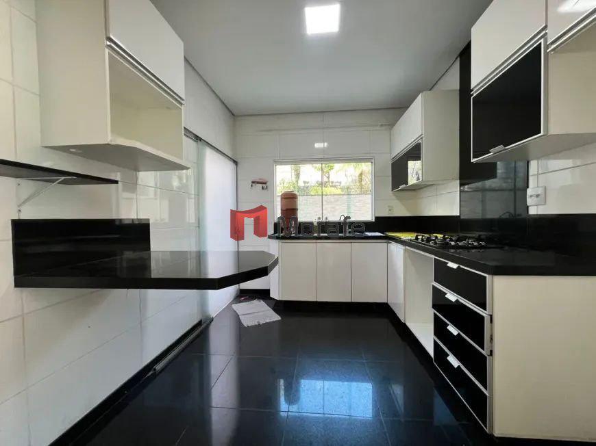 Casa, Rio Branco, 4 Quartos, 3 Vagas, 1 Suíte