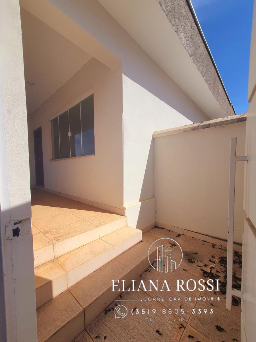 Casa, Centro, 3 Quartos, 2 Vagas, 1 Suíte