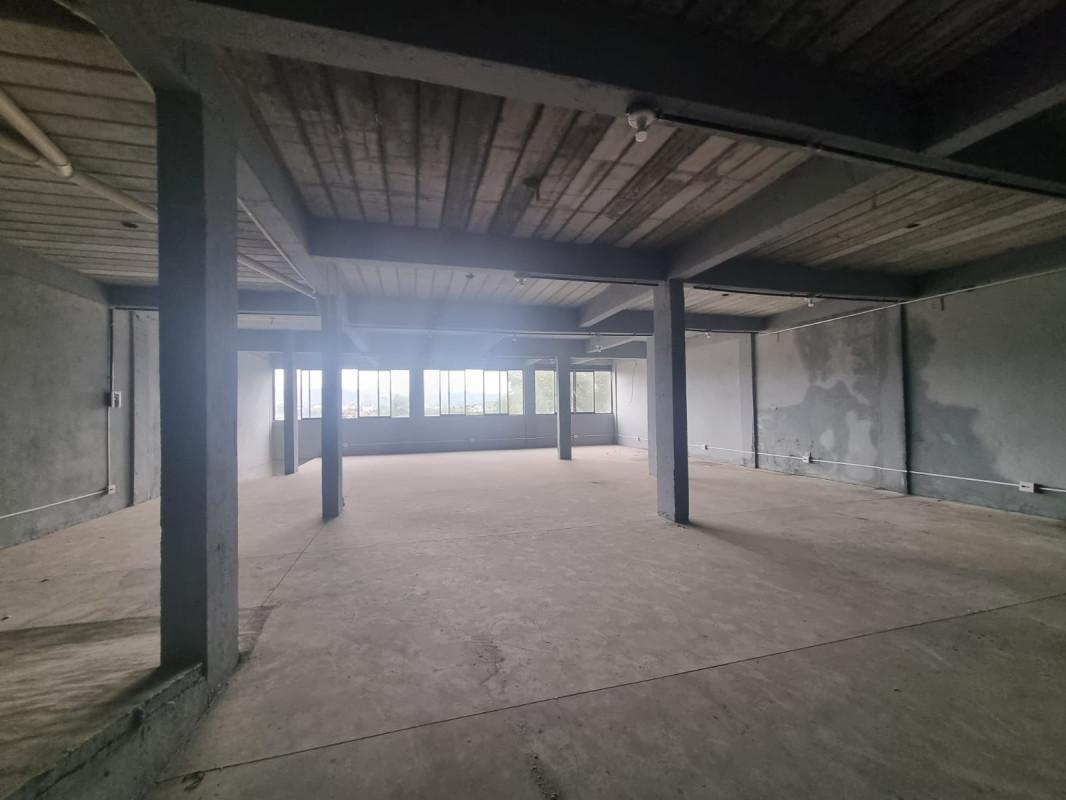 Galpão, Lindéia, 0 Quarto, 0 Vaga