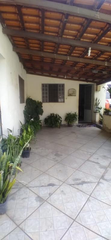 Casa, Bandeirinhas, 3 Quartos, 2 Vagas