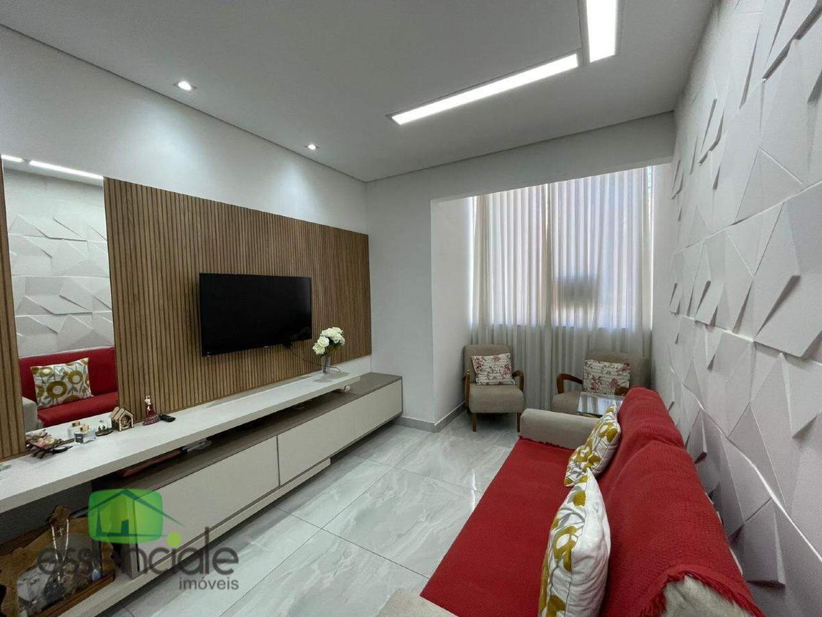 Apartamento, Europa, 3 Quartos, 2 Vagas, 1 Suíte