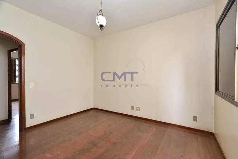 Apartamento, Funcionários, 4 Quartos, 3 Vagas, 2 Suítes