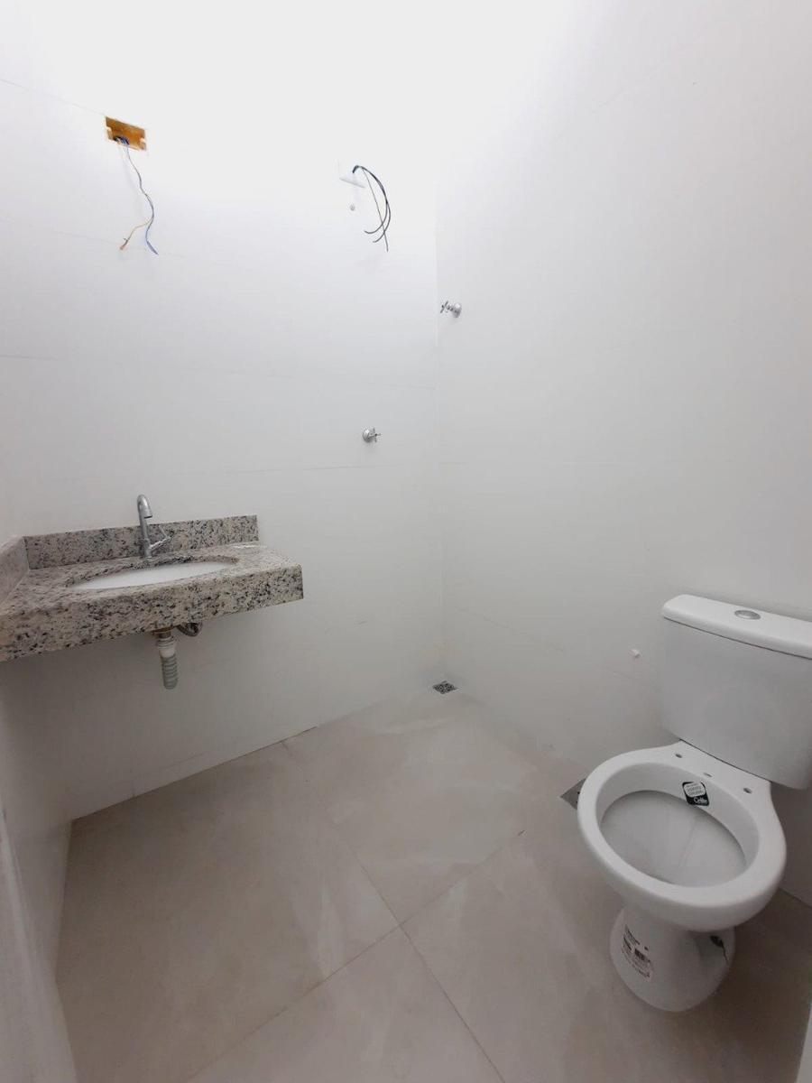 Casa, Floramar, 2 Quartos, 1 Vaga, 2 Suítes