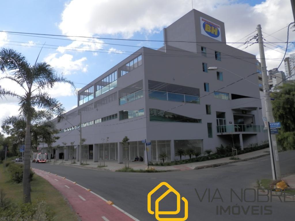 Loja, Buritis, 36 Vagas