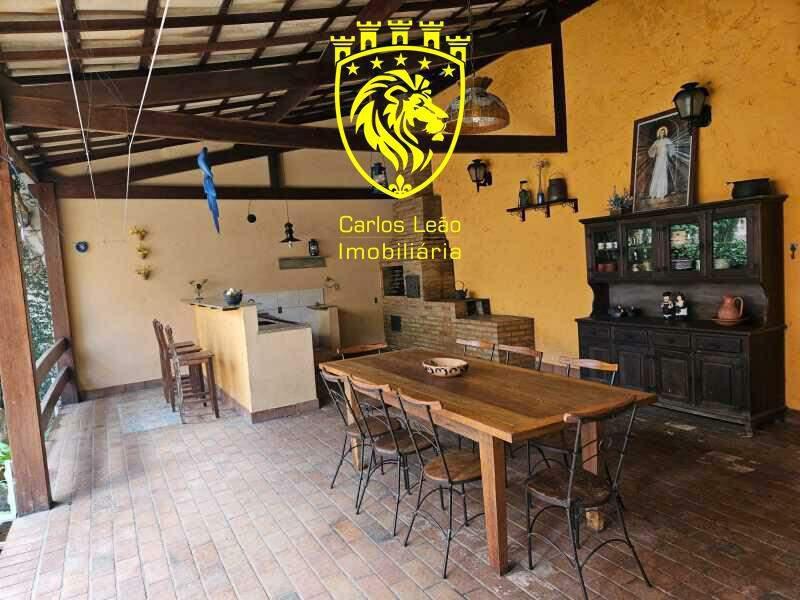 Casa, Nova Suíssa, 3 Quartos, 2 Vagas, 1 Suíte