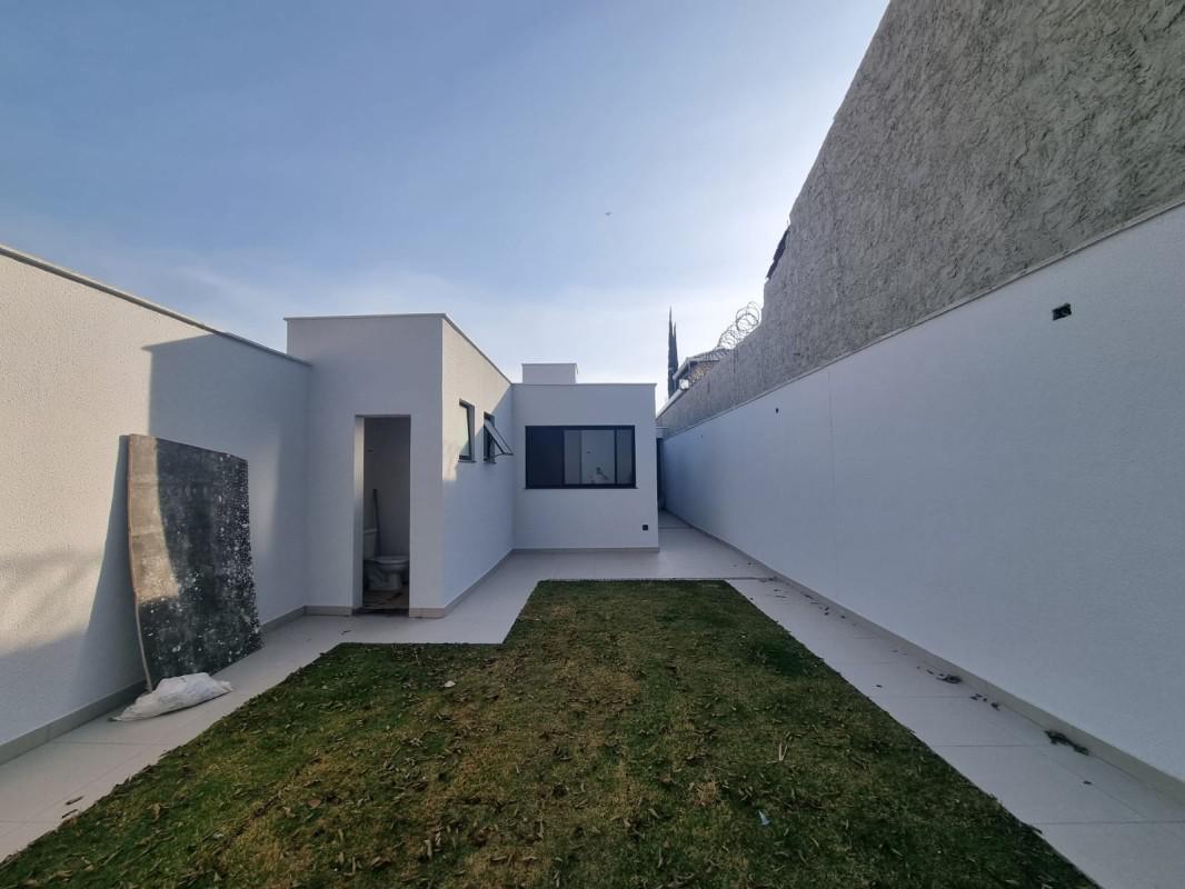 Casa, Europa, 2 Quartos, 3 Vagas, 1 Suíte