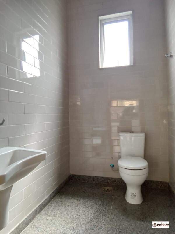 Andar, Estoril, 0 Quarto, 5 Vagas