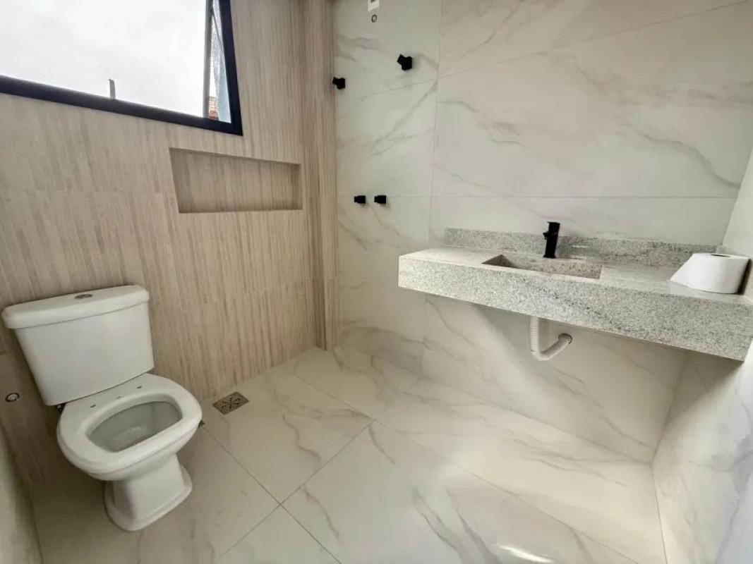 Casa, Planalto, 3 Quartos, 2 Vagas, 1 Suíte