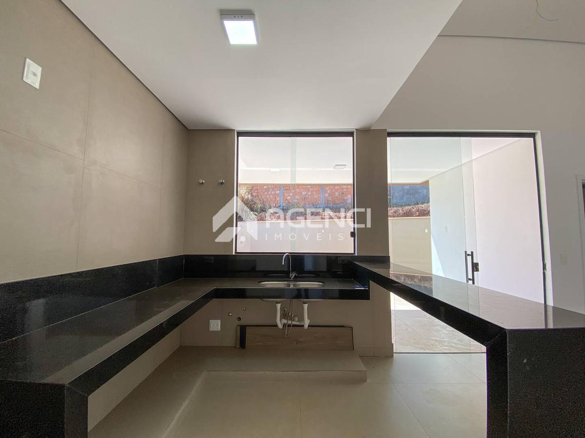 Casa, Vale do Sol, 3 Quartos, 0 Vaga, 2 Suítes