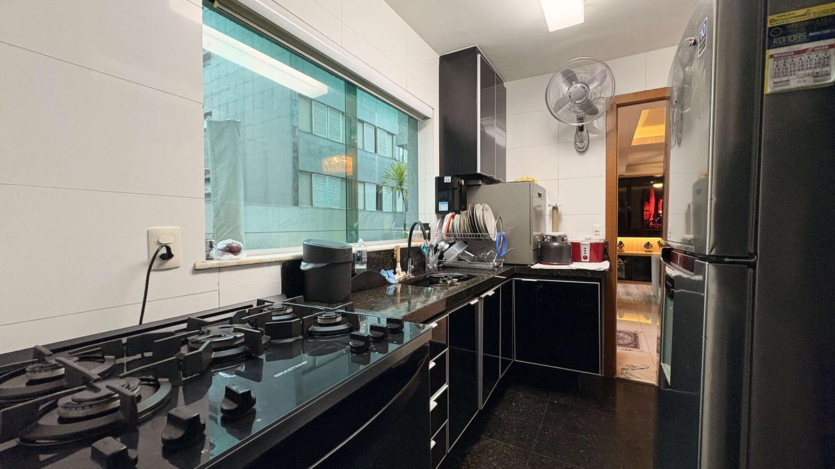 Apartamento, Savassi, 2 Quartos, 2 Vagas, 1 Suíte