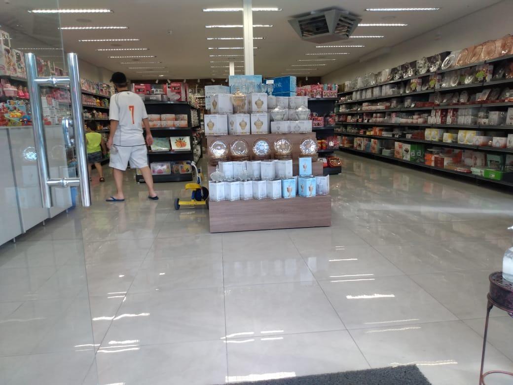 Prédio, Floresta, 0 Quarto, 0 Vaga