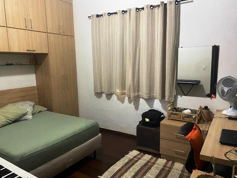 Casa, João Pinheiro, 3 Quartos, 5 Vagas, 1 Suíte