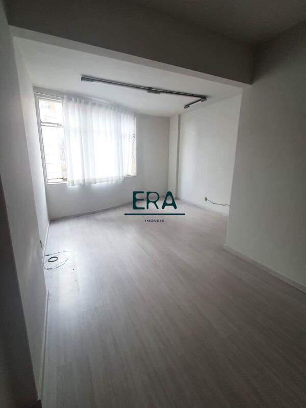 Sala, Centro, 0 Quarto, 0 Vaga