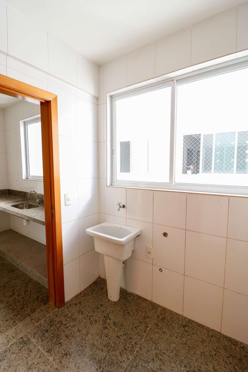 Cobertura, Buritis, 4 Quartos, 5 Vagas, 2 Suítes
