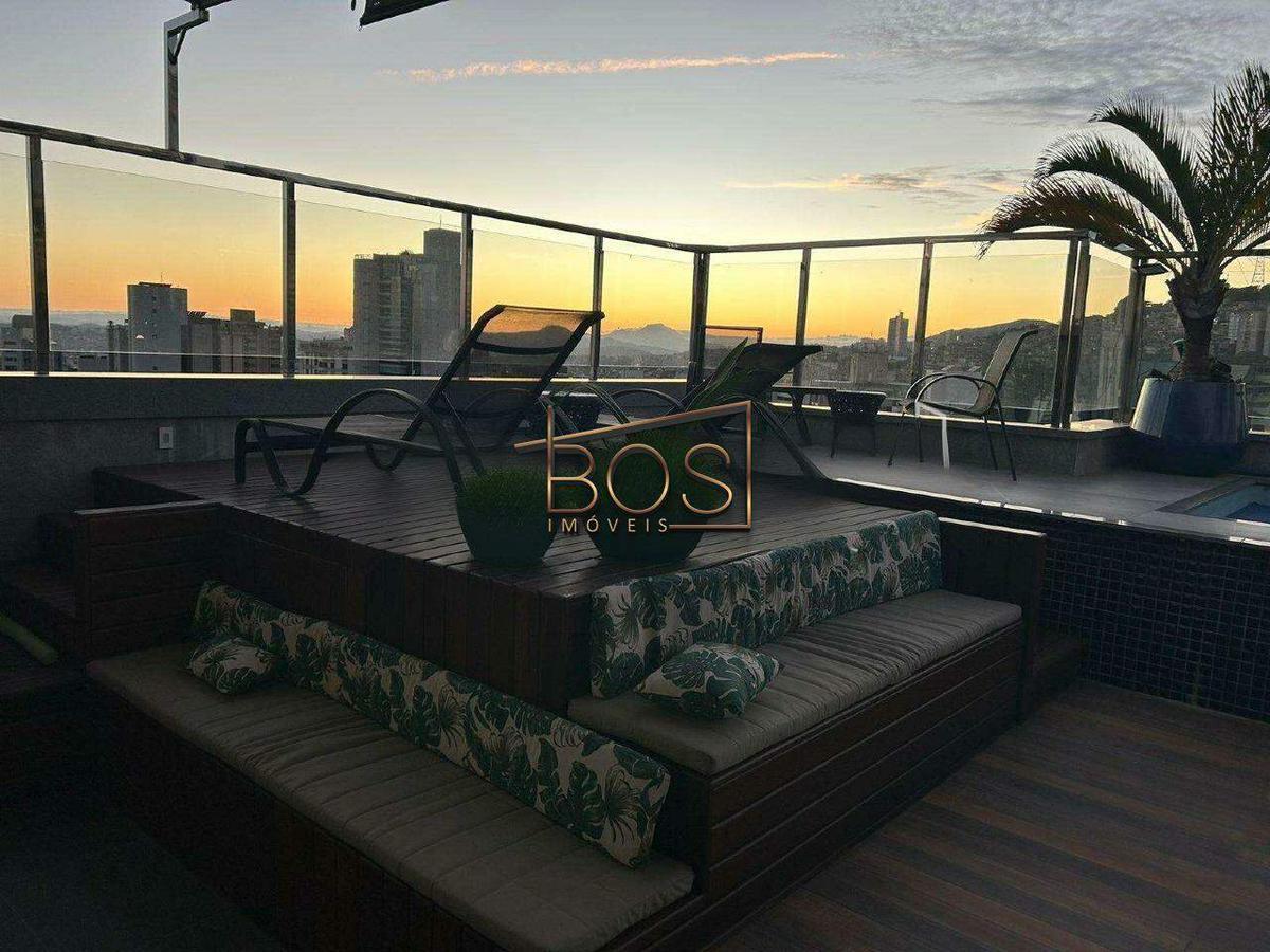 Cobertura, Funcionários, 4 Quartos, 4 Vagas, 3 Suítes