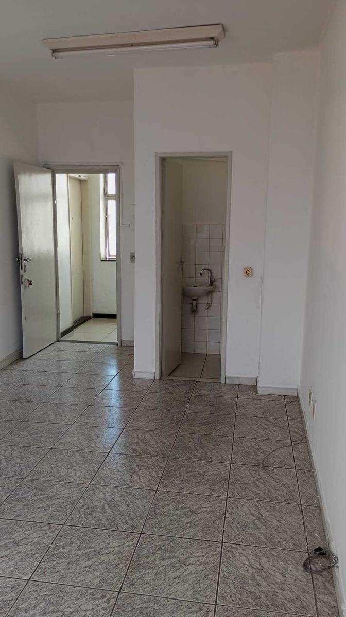 Sala, Nova Suíssa, 0 Quarto, 0 Vaga