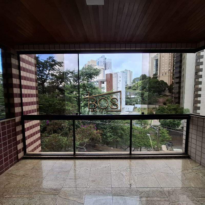 Apartamento, Luxemburgo, 4 Quartos, 3 Vagas, 1 Suíte