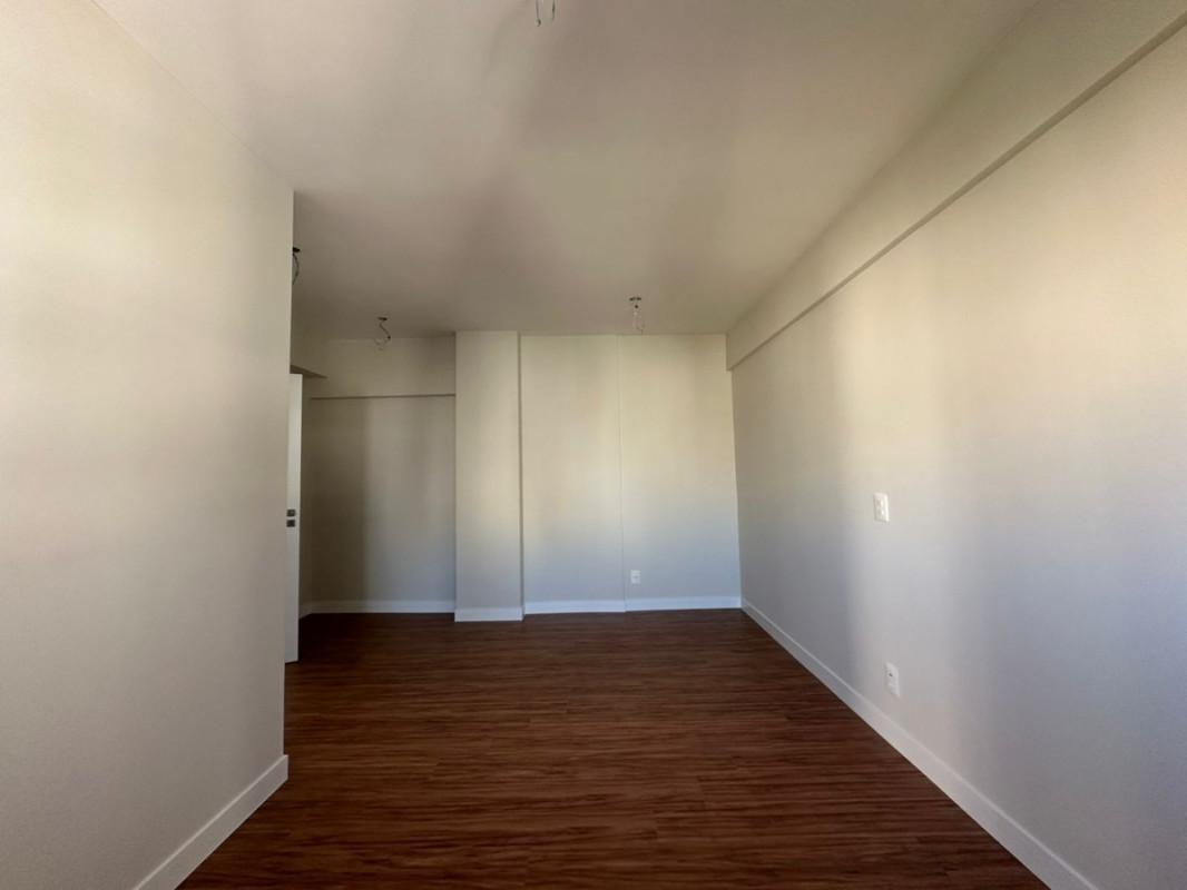Apartamento, Centro, 2 Quartos, 2 Vagas, 1 Suíte