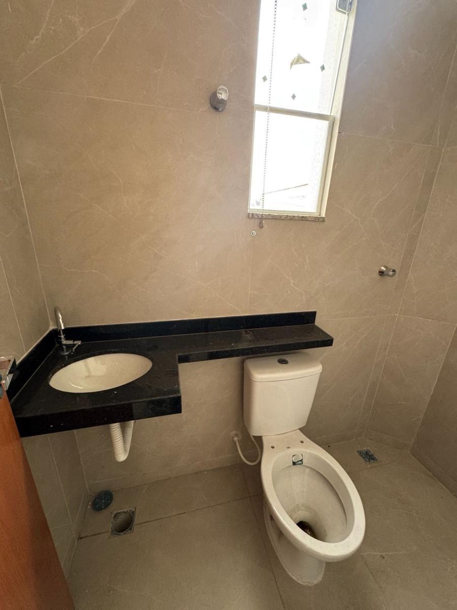 Casa, Piratininga (venda Nova), 2 Quartos, 1 Vaga, 2 Suítes