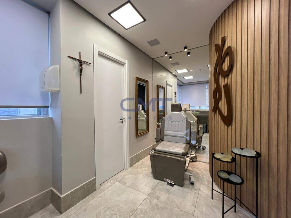 Sala, Savassi, 0 Quarto, 2 Vagas