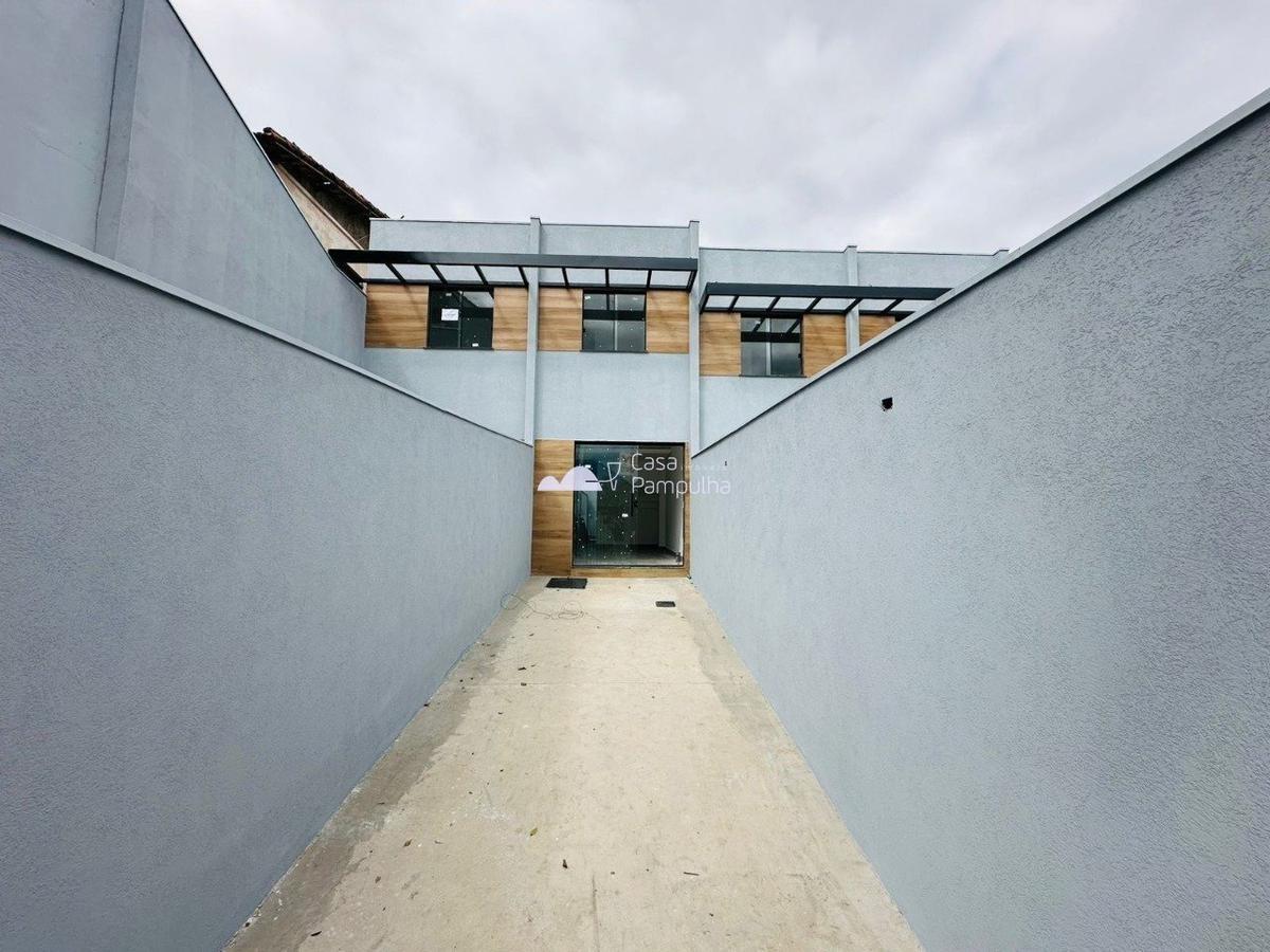 Casa, Santa Mônica, 2 Quartos, 1 Vaga, 2 Suítes