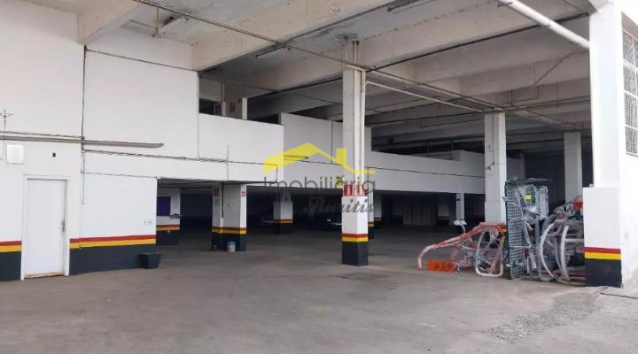 Casa, Estoril, 36 Vagas, 2 Suítes