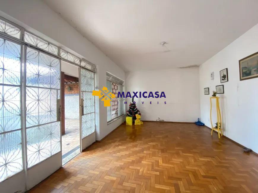 Casa, Sagrada Família, 3 Quartos, 1 Vaga