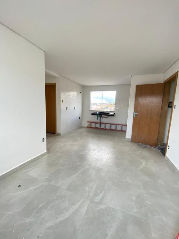 Cobertura, Cardoso (barreiro), 2 Quartos, 2 Vagas, 1 Suíte