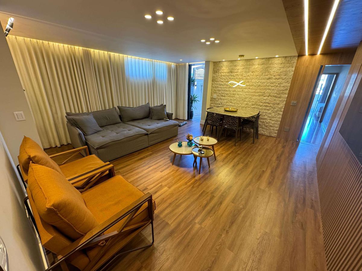 Apartamento, Sagrada Família, 3 Quartos, 1 Vaga, 1 Suíte