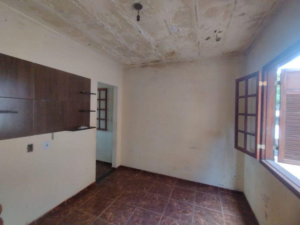 Casa, Morro São Francisco, 1 Quarto, 0 Vaga