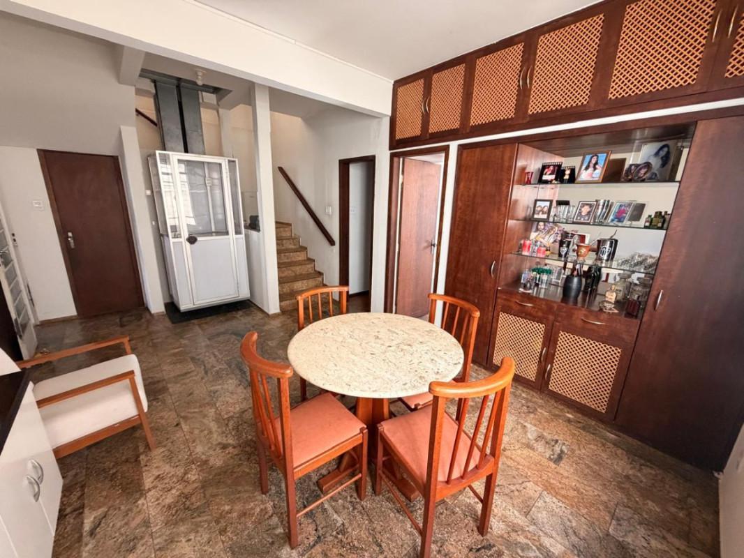 Casa, Anchieta, 5 Quartos, 3 Vagas, 1 Suíte