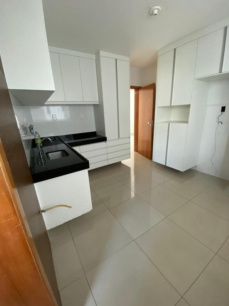 Apartamento, Centro, 3 Quartos, 2 Vagas, 1 Suíte