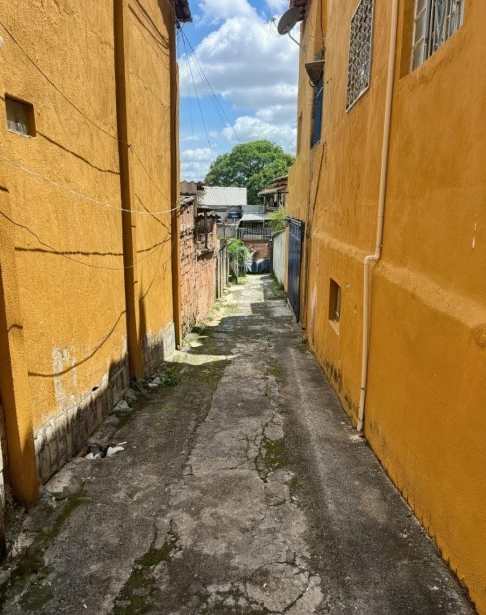 Casa, Venda Nova, 2 Quartos, 2 Vagas