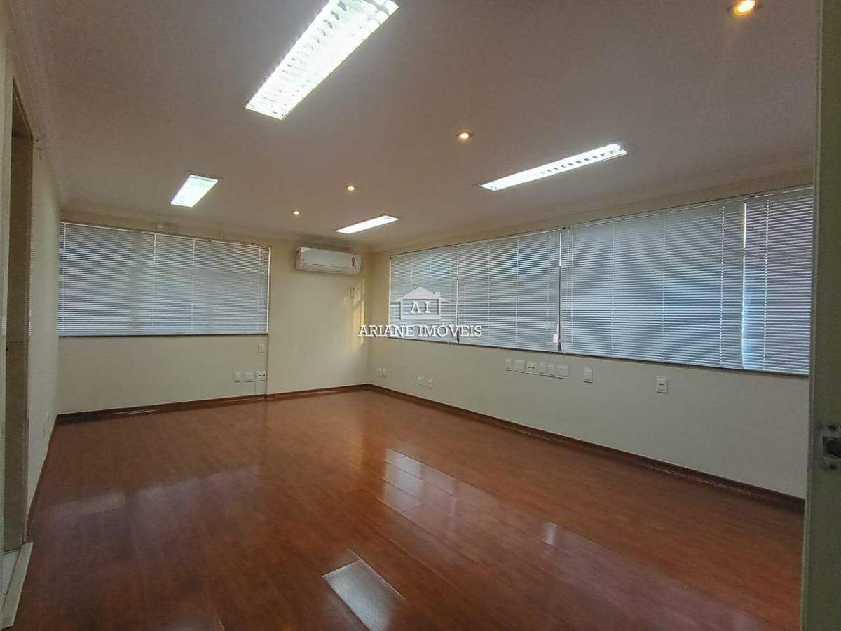 Sala, Santa Efigênia, 0 Quarto, 3 Vagas