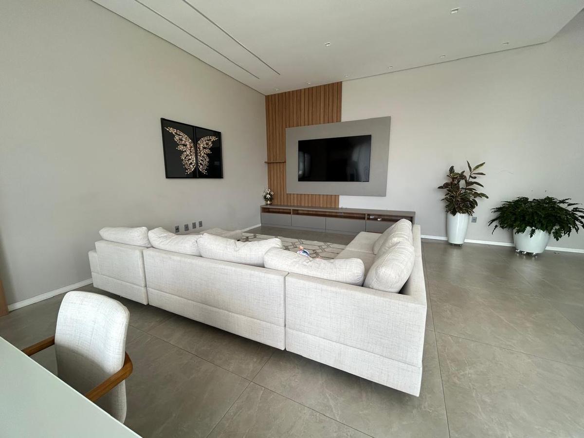 Casa, Novo Itabirito, 5 Quartos, 10 Vagas, 1 Suíte