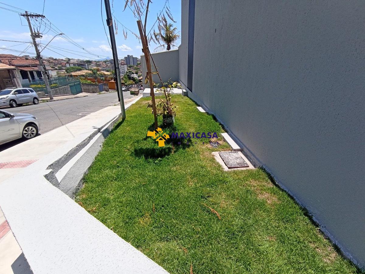 Casa, Santa Mônica, 3 Quartos, 2 Vagas, 1 Suíte