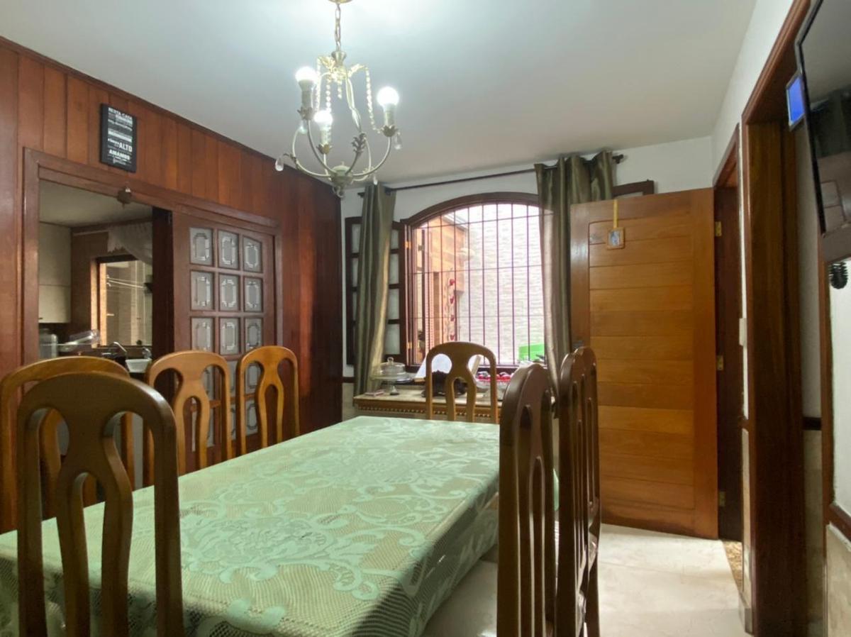 Casa, Itapoã, 6 Quartos, 3 Vagas, 1 Suíte