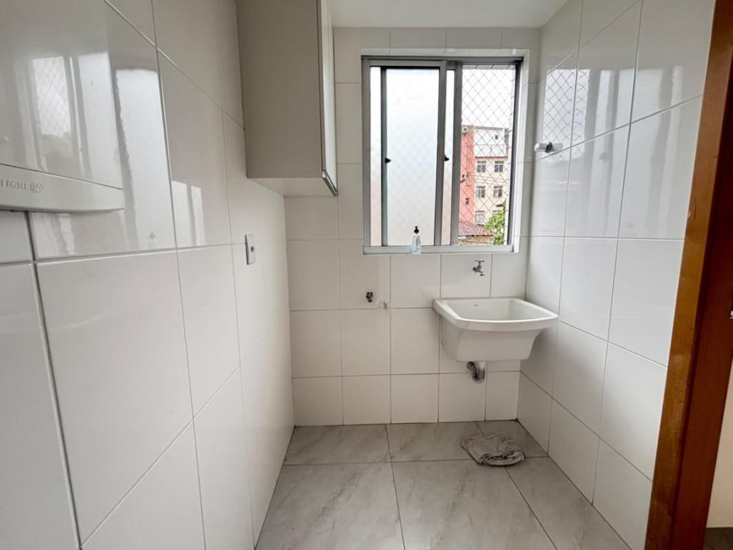 Apartamento, Sagrada Família, 3 Quartos, 2 Vagas, 1 Suíte