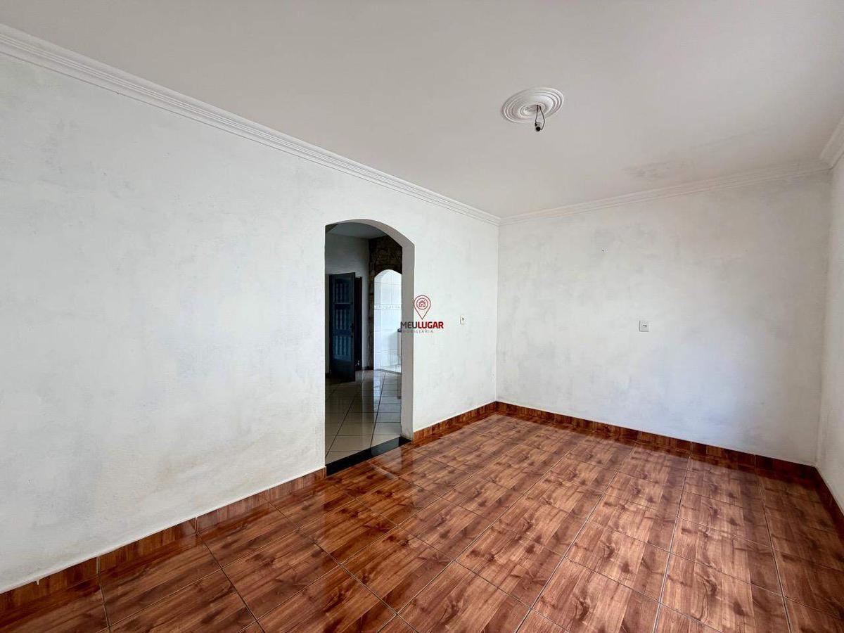 Casa, Tirol, 3 Quartos, 5 Vagas