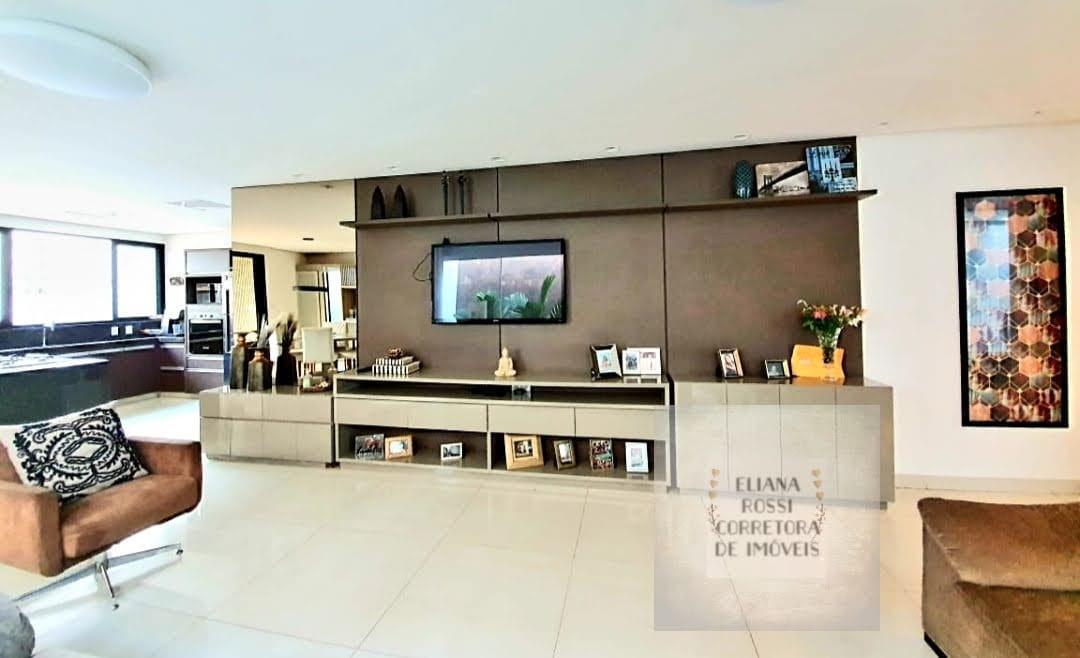 Casa, Centro, 4 Quartos, 3 Vagas