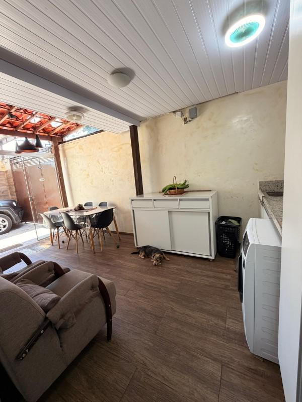 Casa, Santa Terezinha, 2 Quartos, 1 Vaga, 1 Suíte