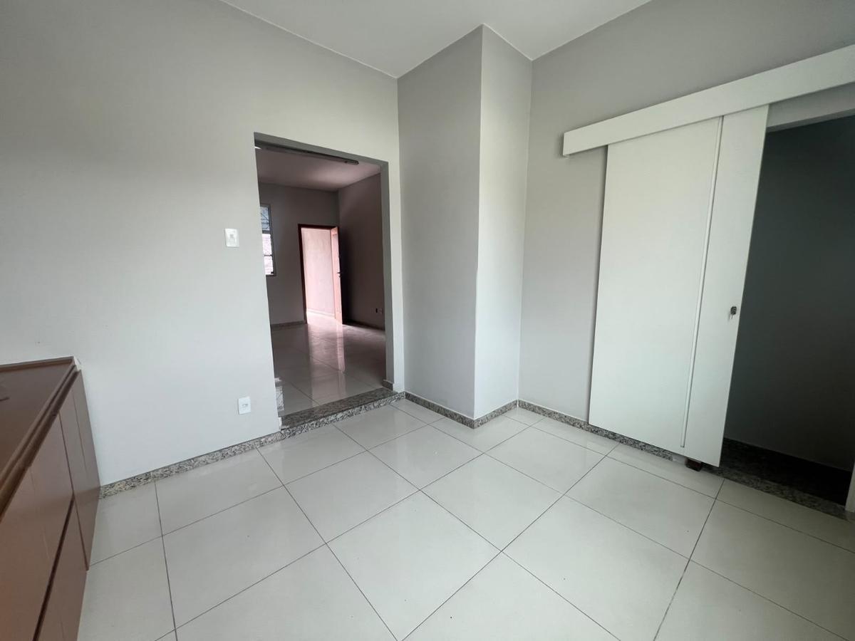 Casa Comercial, Nova Suíssa, 0 Quarto, 0 Vaga