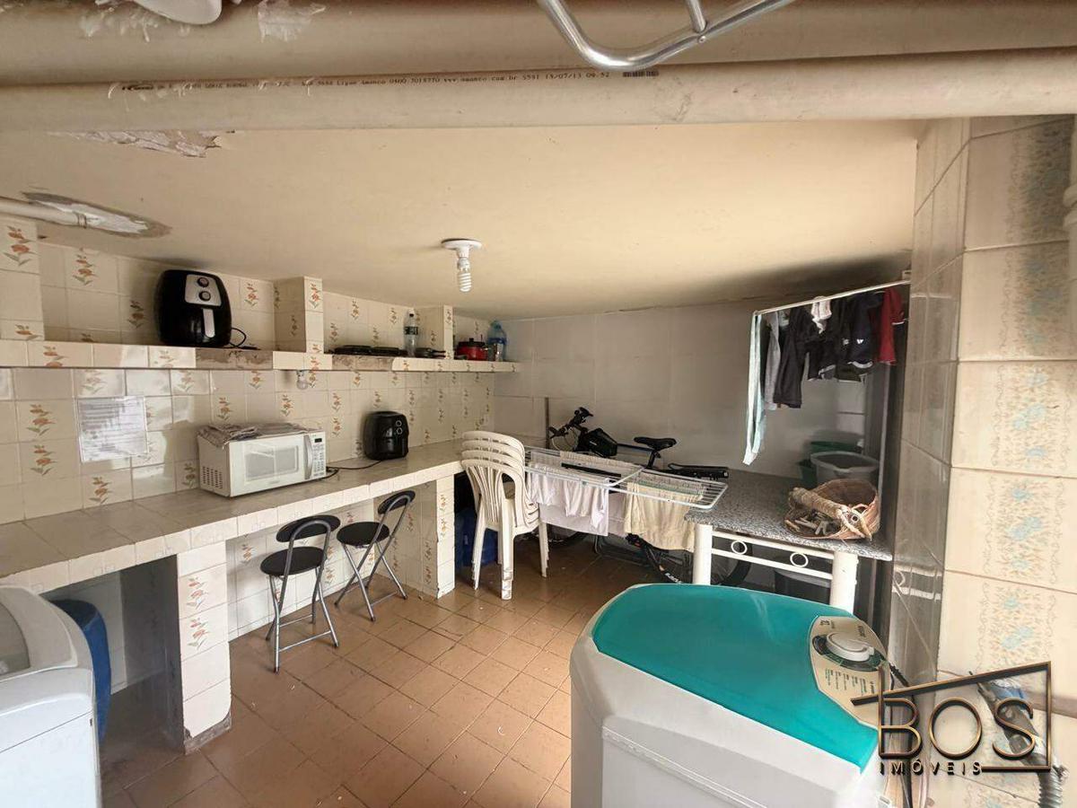 Casa, Nova Floresta, 9 Quartos, 3 Vagas, 1 Suíte