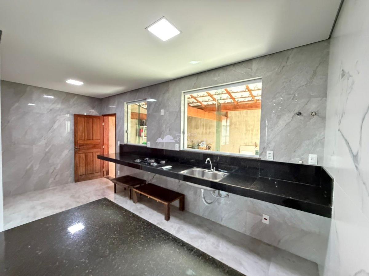 Casa, Santa Mônica, 3 Quartos, 2 Vagas, 1 Suíte