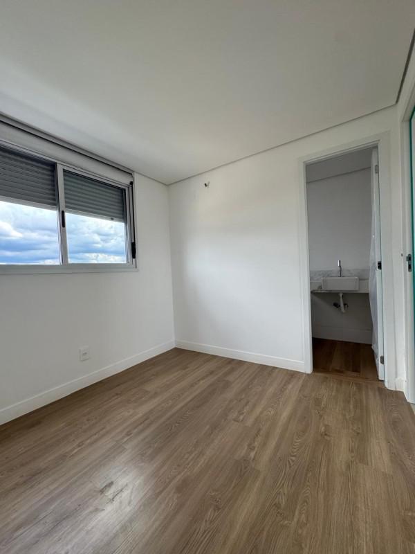 Cobertura, Sagrada Família, 3 Quartos, 2 Vagas, 1 Suíte