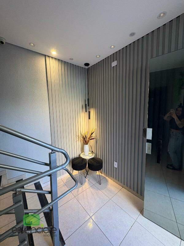 Apartamento, Europa, 2 Quartos, 1 Vaga