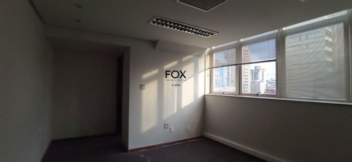 Sala, Funcionários, 0 Quarto, 11 Vagas